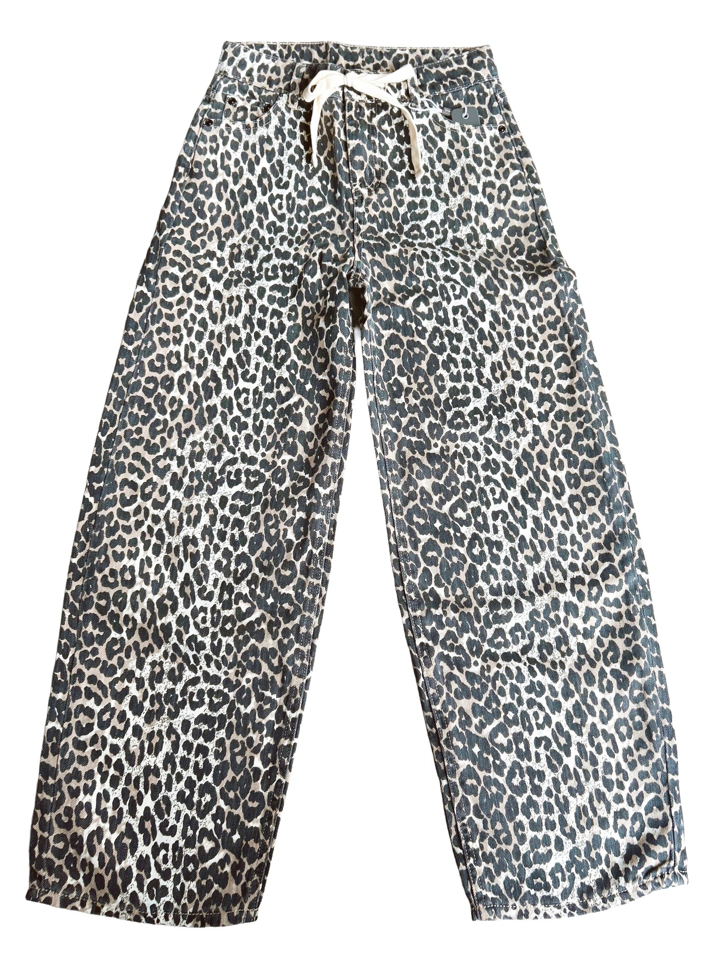 Mid Rise Leopard Print Jeans