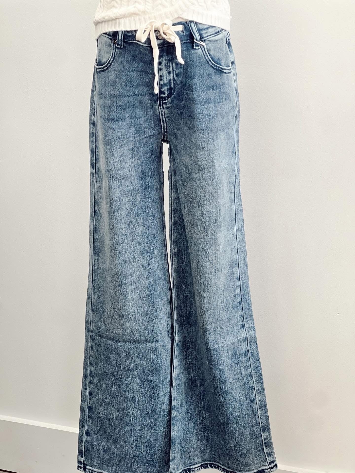Drawstring Barrel Jean