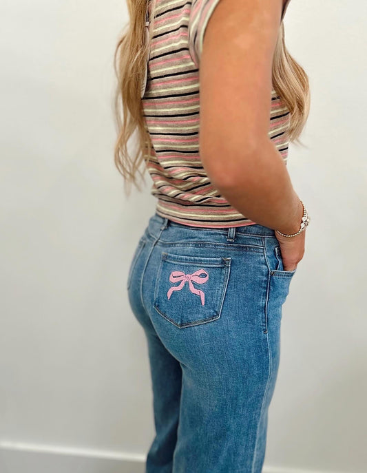 Wide Leg Jean W/ Bow Pockets