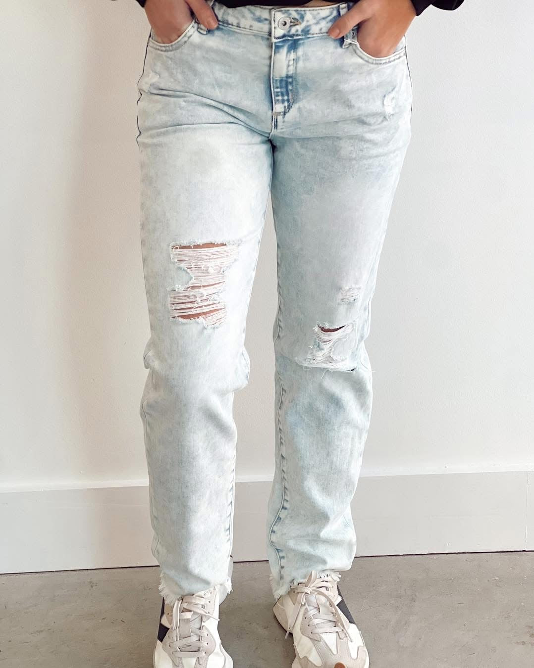 Destructed Weekender Pants