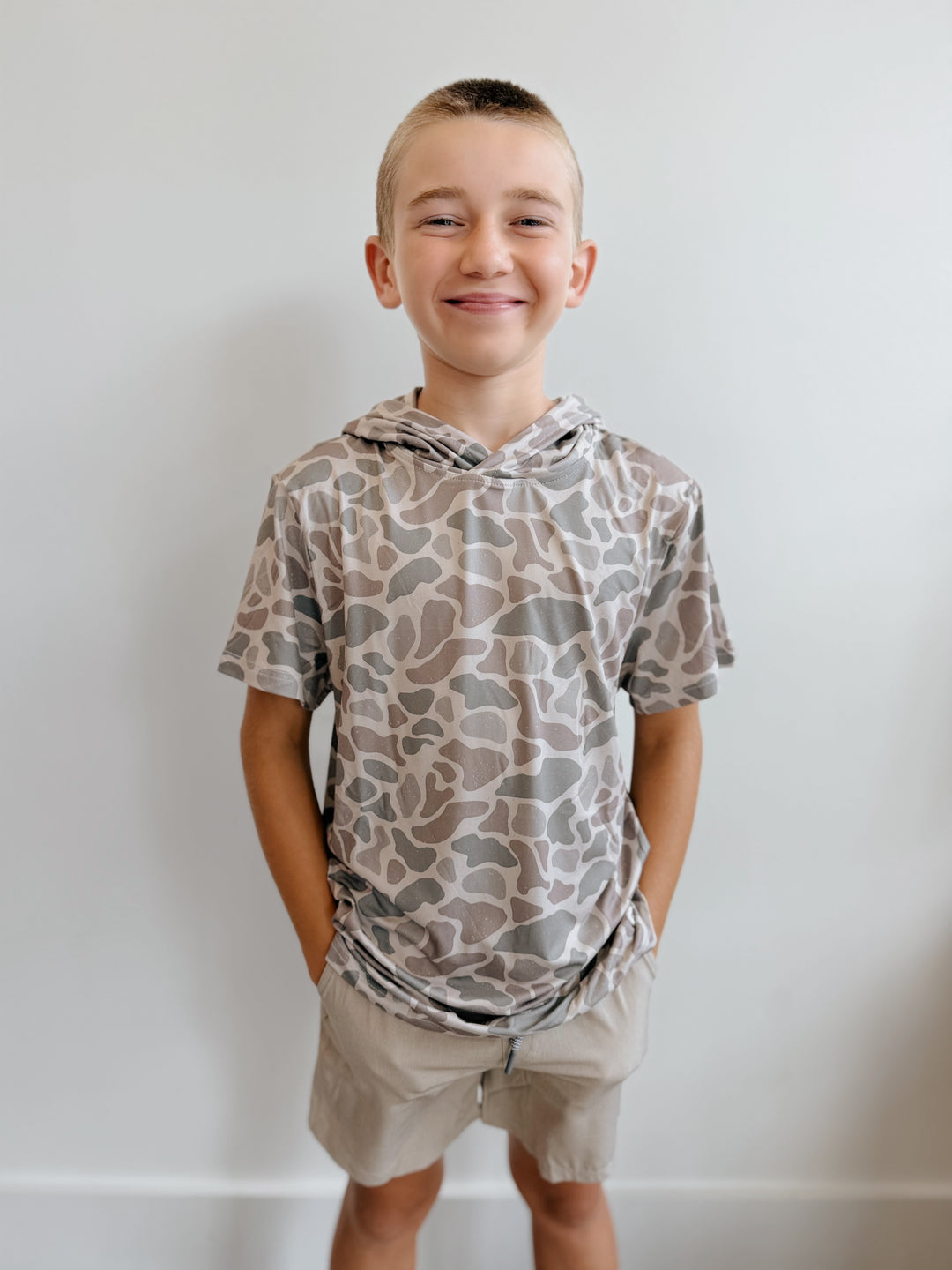 Youth Classic Deer Camo Short Sleeve Perf Hoodie