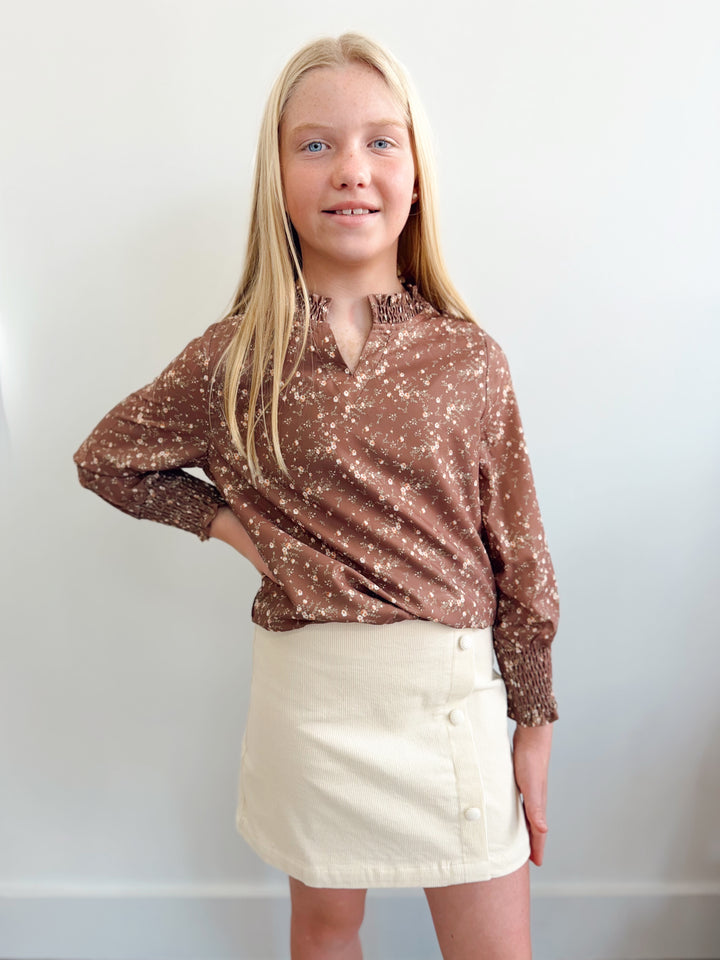 Elizabeth Brown Sugar Blooms Top