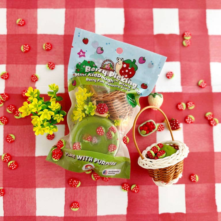 Berry Picking Mini Play Pack